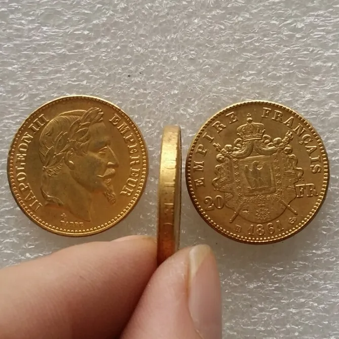 FRANCIA 1861B Realizzato in oro placcato in ottone NAPOLEONE 20 FRANCS BELLISSIMO Copia Moneta Ornamenti replica monete accessori per la decorazione della casa