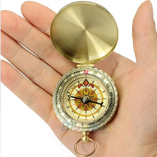 Lysande mässing Pocket Compass Watch Vintage Antik stil Ring Keychain Camping Vandring Kompass Navigation Utomhusverktyg Gratis frakt