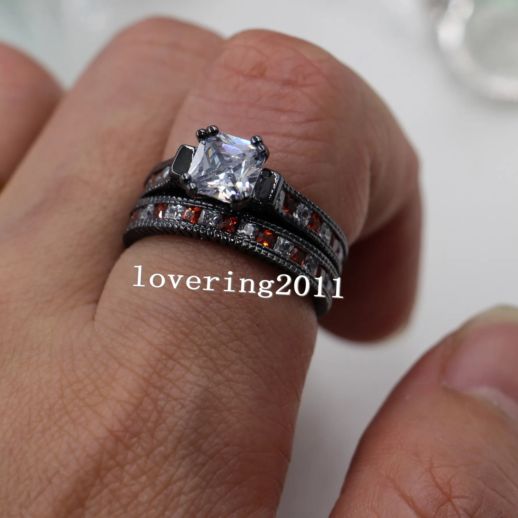 Storlek 5-11 Retro mode smycken 14kt svart guld fylld röd granat multi sten cz simulerade diamant kvinnor bröllop förlovnings ring set gåva