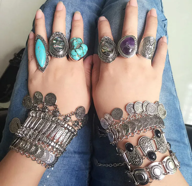 Moda Vintage Bohemian Turkusowe Pierścienie Dla Kobiet Antyczne Srebro Stopu Rzeźba Ring Gypsy Bobo Beach Jewelry Hurtownie 12 szt