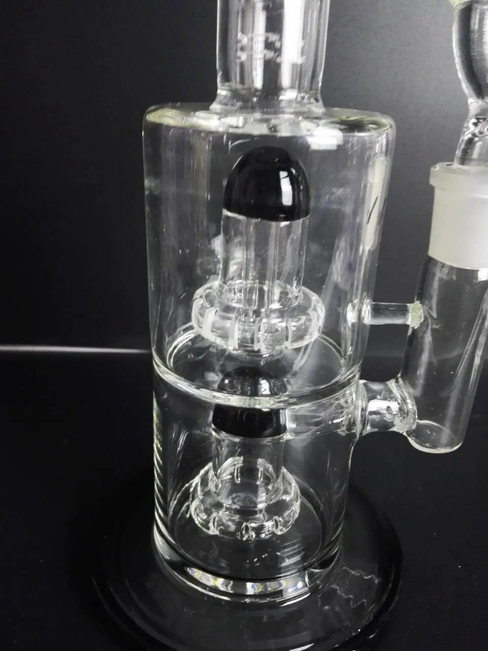 D: 6cm, H: 26cm Nya glasvattenrör rökning Bong Hot Sale Percolator Bong med glasarmträd