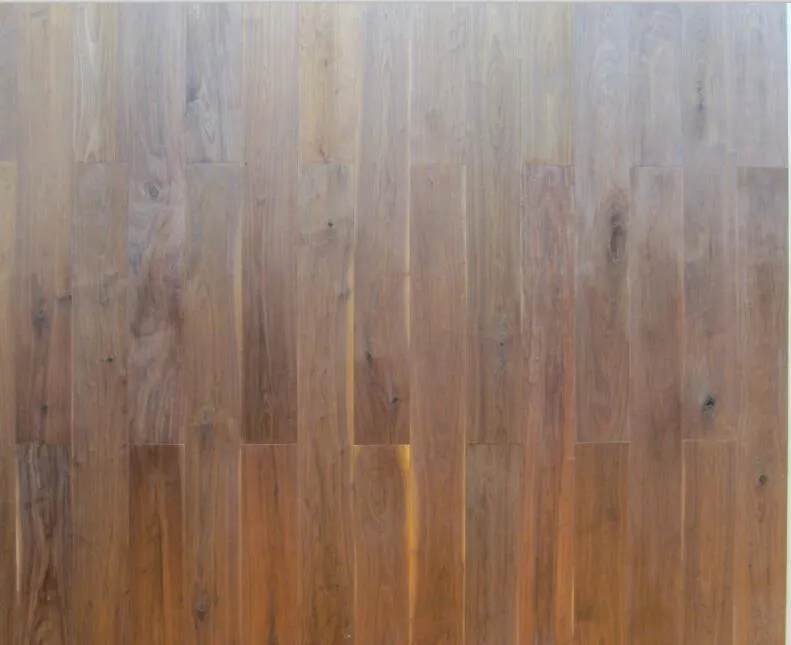 ヨーロッパのセントウッドフロアリンアンティーク大型木製の大きなリビングルームの床ヨーロッパスタイルの木の床シンプルな木の床古い船の木製の床