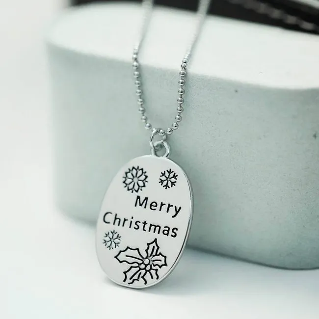 Pendant Necklace Lettering Merry Christmas & Snowlflake Europe & America Style Creative Personality Necklace 50cm 11g Clothing Decoration