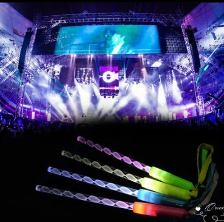 50pcs / lot palillo que brilla intensamente en la oscuridad LED Light Stick acrílico LED Flash Light Stick para la fiesta de concierto BODA YH003