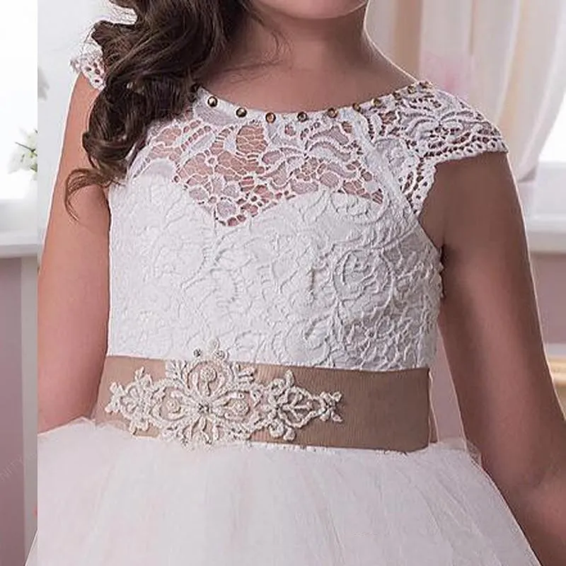 Lace Flower Girl Dresses Princess White Champagne Ribbon Trim Bow Illusion Neckline Covered Buttons Back Custom Made Pageant Gowns
