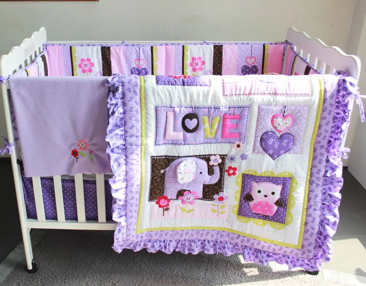 8st Baby sängkläder Set Lila 3D Broderi Elephant Owl Baby Crib Bedding Set 100% Bomull inkluderar Baby Quilt Bumper Bed kjol etc