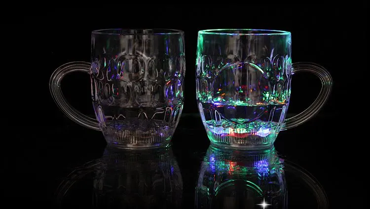 High quality LED glasses, water cup,Creative club KTV liquid induction beer cup Colorful flash drink cup