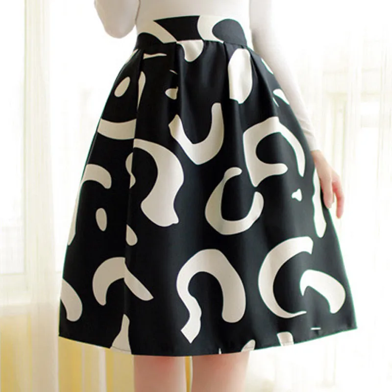 Skirts Wholesale JLZXSY Womens Hepburn Black white Contrast Color Print Elastic Waist Pleated ALine Swing Flared Midi Skirt