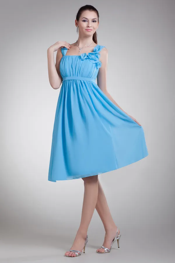 Custom Made Chic Ruched Knee-Length Square Neckline A-Line Sleeveless Homecoming/Bridesmaid Dress