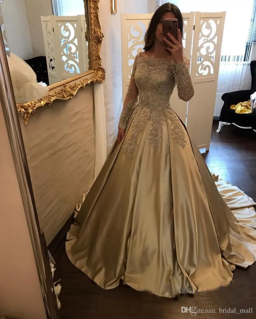 Goud van de schouder lange mouwen prom jurken elegante kant applicaties kralen satijnen avondjurk baljurken vestido de festa quinceanera