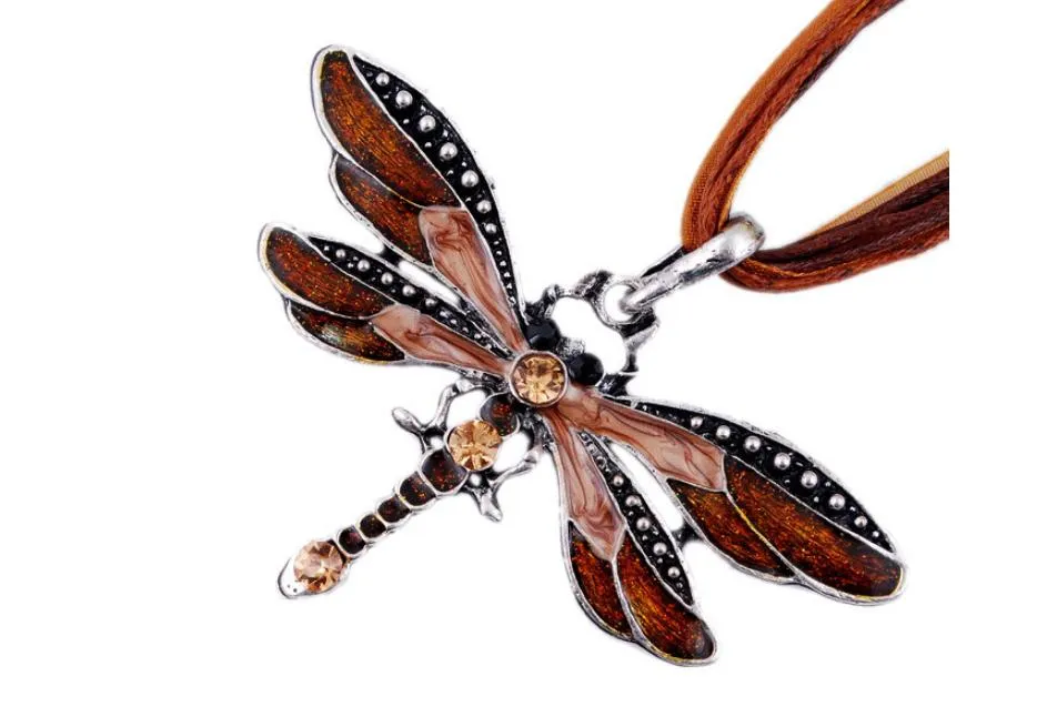 12 pièces/pendentif papillon fit colliers d'opale faits longue chaîne de chandail