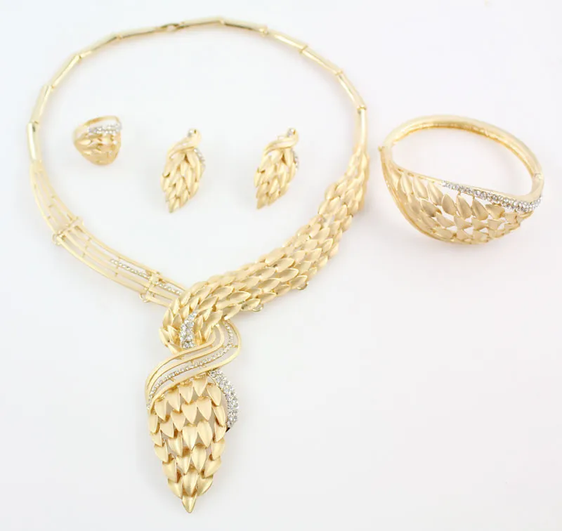Arrival African Costume Necklace Jewelry Set 18K Gold Plated Crystal Wedding Women Bridal Accessories Nigerian Jewellry Sets265f