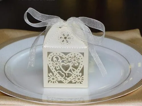 Laser Cut Hollow Heart Ribbon Wedding Party Baby Shower Favor Gift Ribbon Candy Box Boxes