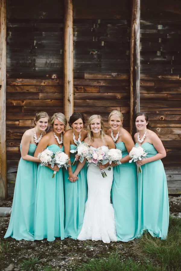 Billiga 2021 Aqua Bridesmaid Dresses Custom Made Elegant A Line Sweetheart Zipper Back Gravid Maid of Honor Dresses Long Chiffon B4681374