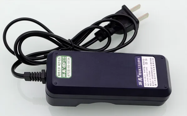 NF105LIX chargeur pas cher 18650 batterie et chargeur pas cher 18650 26650 chargeur de batterie chargeur de batterie li-ion filaire à baie unique