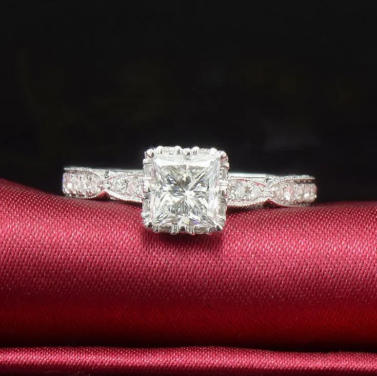 US Size 5/6/7/8/9/10 Claw Solitaire Vintage Jewelry 925 Sterling Silver Princess Cut White Topaz Party Sexy CZ Diamond Women Wedding Ring