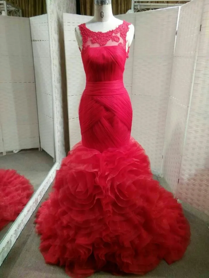 Red Mermaid Готическое свадебное платье без рукавов Ruched Beafice ruffles юбка Открыть задние винтажные не белые красочные свадебные платья Couture Cousiture Custom