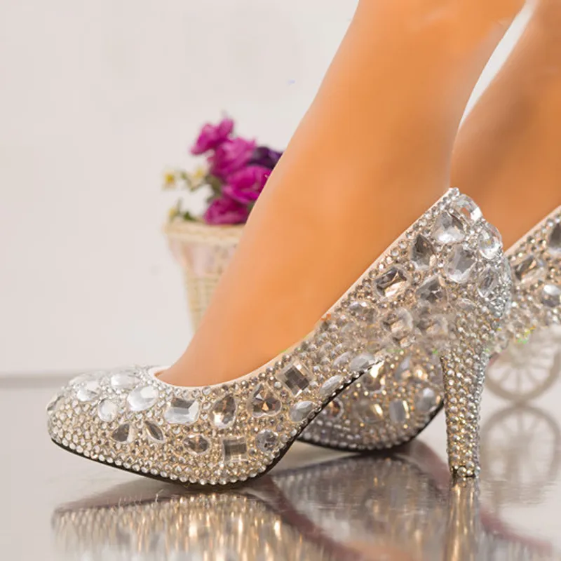 Silver Rhinestone Middle Heel Bröllop Skor Sapatos Femininos Kvinnor Party Prom Skor Valentine Crystal Pumps Brudtärna Skor