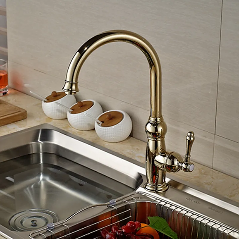 Lyxig Golden Brass Köksflaska Sväng Spout Fartyg Sink Mixer Tap Single Handle Hole Hot and Cold Mixer