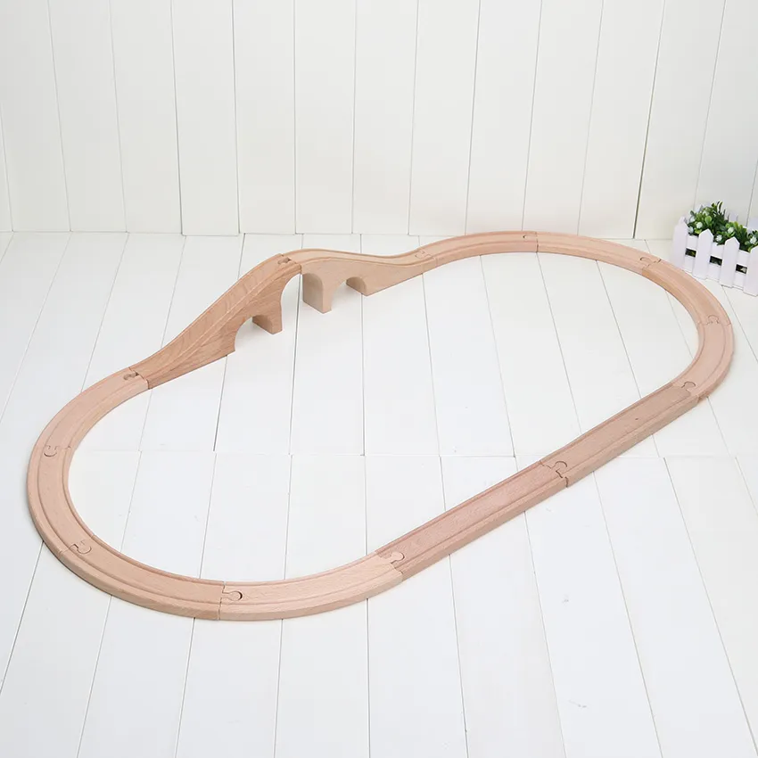 Beech Wood Tomas And Friends Railway Train Track Set Wooden Slot Toys