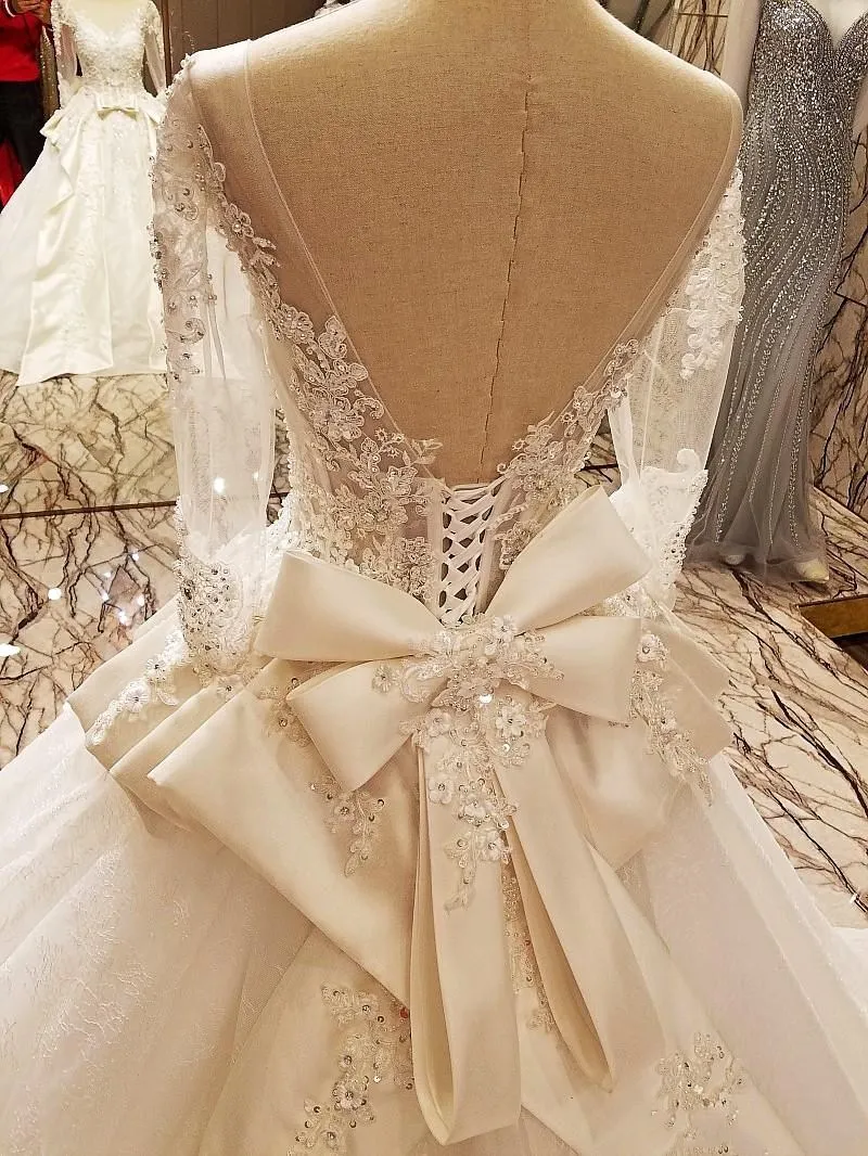 2018 inverno autunno neve giardino scollo a V abito da ballo maniche lunghe cristalli cravatta abiti da sposa abiti da sposa da sposa occidentali188z