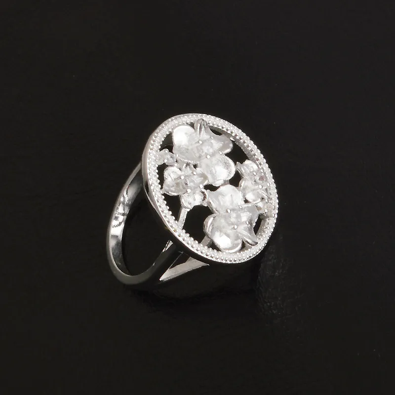 Livraison gratuite Nouveaux bijoux de mode en argent sterling 925 Grande fleur diamant blanc avec bague en zircon Pave vente chaude fille cadeau 1719