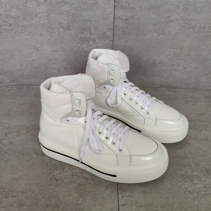 2021 Designer Herrenschuhe Macro Re-Nylon gebürstetes Leder High-Top-Sneakers Low-Top-Trainer Mode-Plattform Freizeitschuhe 35-46 mit Box 287