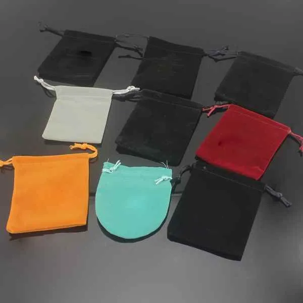 En Kaliteli Takı Torbaları Klasik Stil Kadife çanta Küpe Çıtçıt Bileklik Yüzük Bilezik Tasarımcı Çanta Toptan