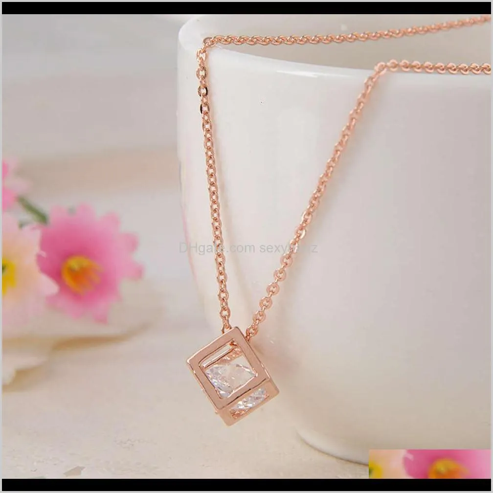 charm  cube clavicle chain pendant women`s fashion new alloy diamond necklace jewelry yiwu