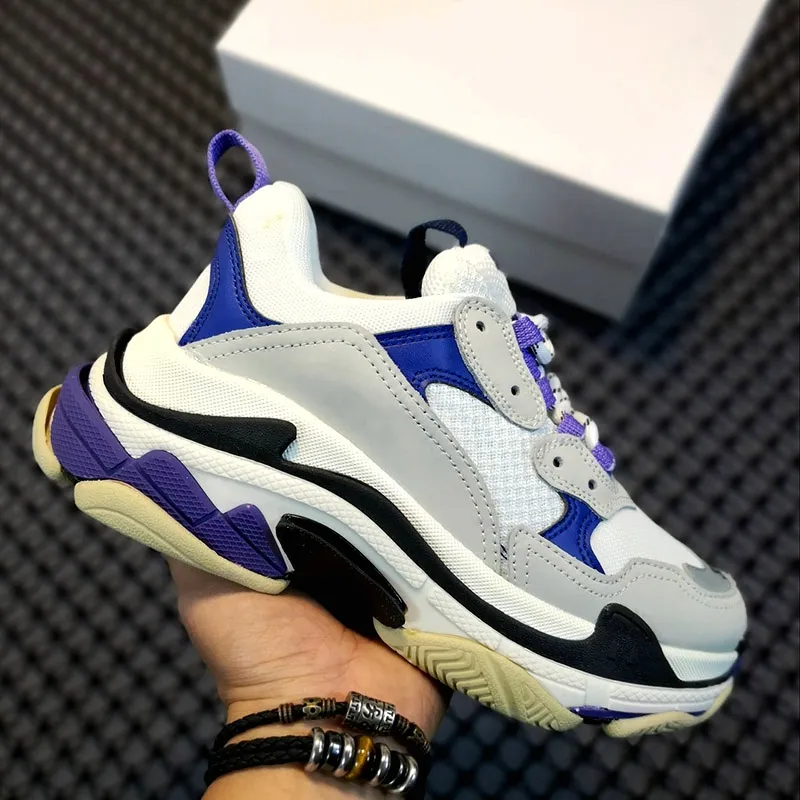 Wholesale Triple S Platform Sneakers For Men And Women Luxurious Designer Womens Black Tennis Shoes In Black White Grey Pink Blue And Red Ideal For Running Casual Outdoor Activities Trainers Sneaker E...