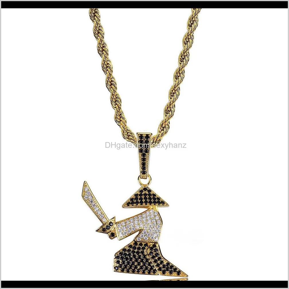 new character warrior holds the sword man pendant necklace the black and white zircons hip-hop necklace