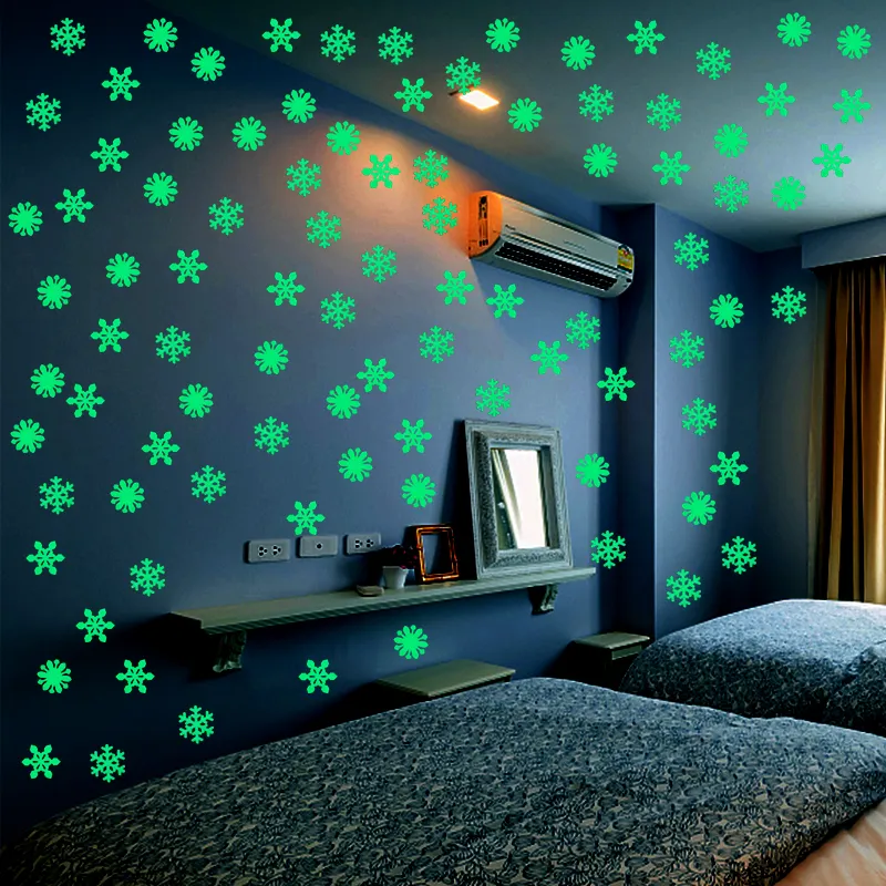 Autocollant mural flocon de neige lumineux, étoile fluorescente qui brille dans la nuit, pour la maison, nouvel an, fête de noël