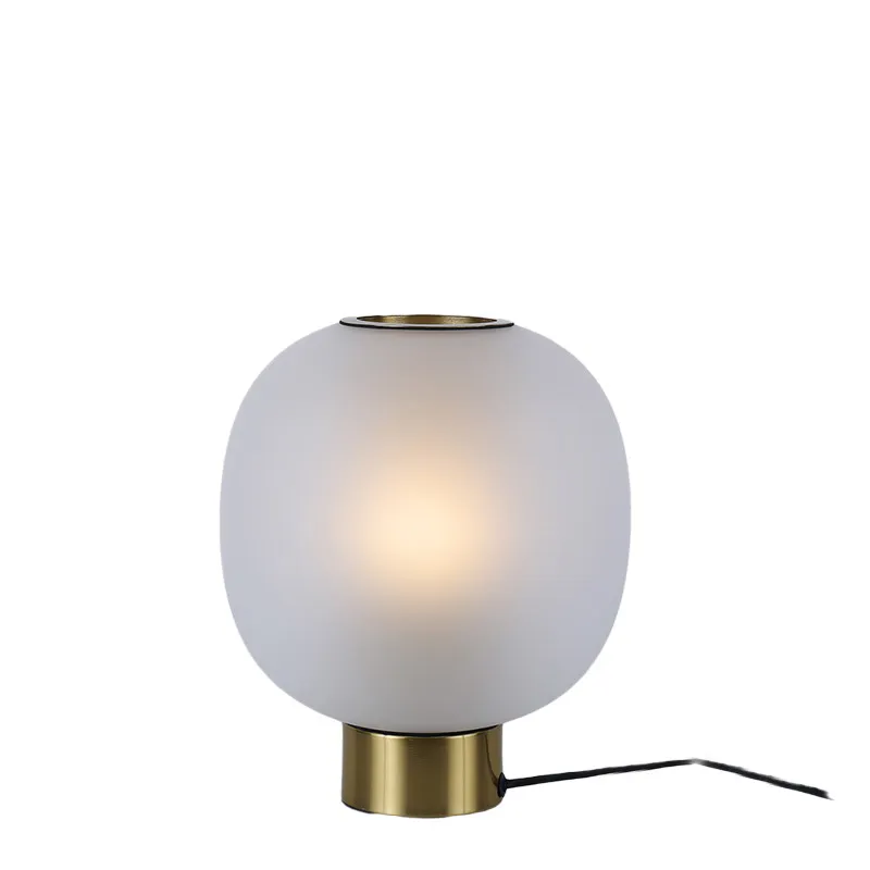 Nordic Minimalist Light Luxury Table Lamps Restaurant Living Room Bedroom Bedside Model Rooms Decoration Personalized Lighting