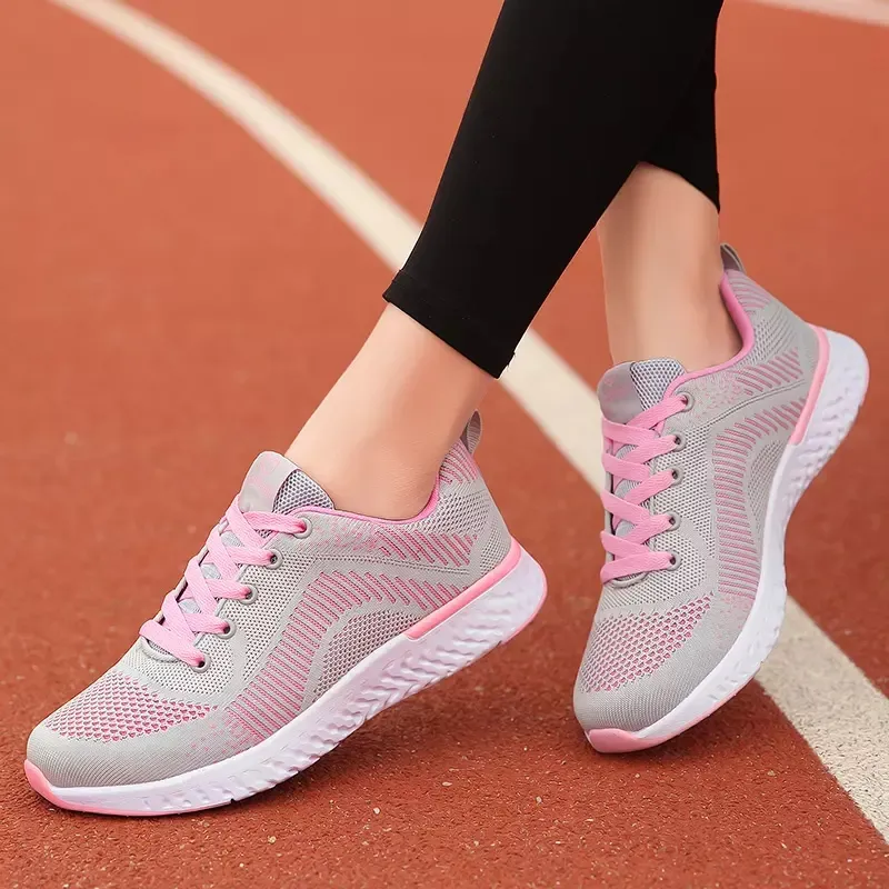 2021 Dames Running Schoenen Zwart Wit Bred Pink Fashion Womens Trainers Ademend Sport Sneakers Maat 35-40