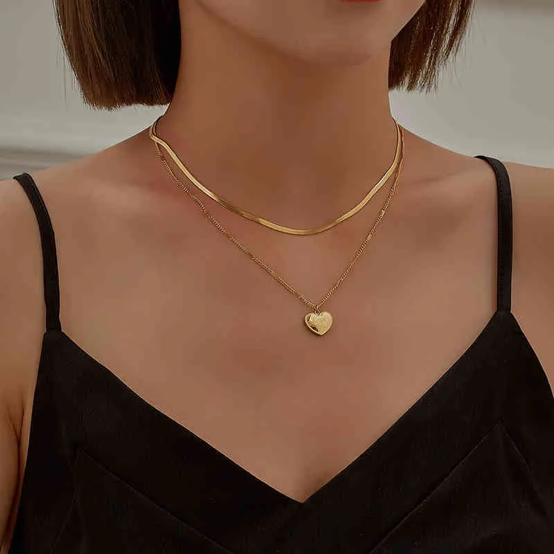 Nieuwe Multi Layer 18 K Gold Flat Snake Chain Heart Charms Necklac voor Dames Choker Kraag Hart Stainls Steel Necklac