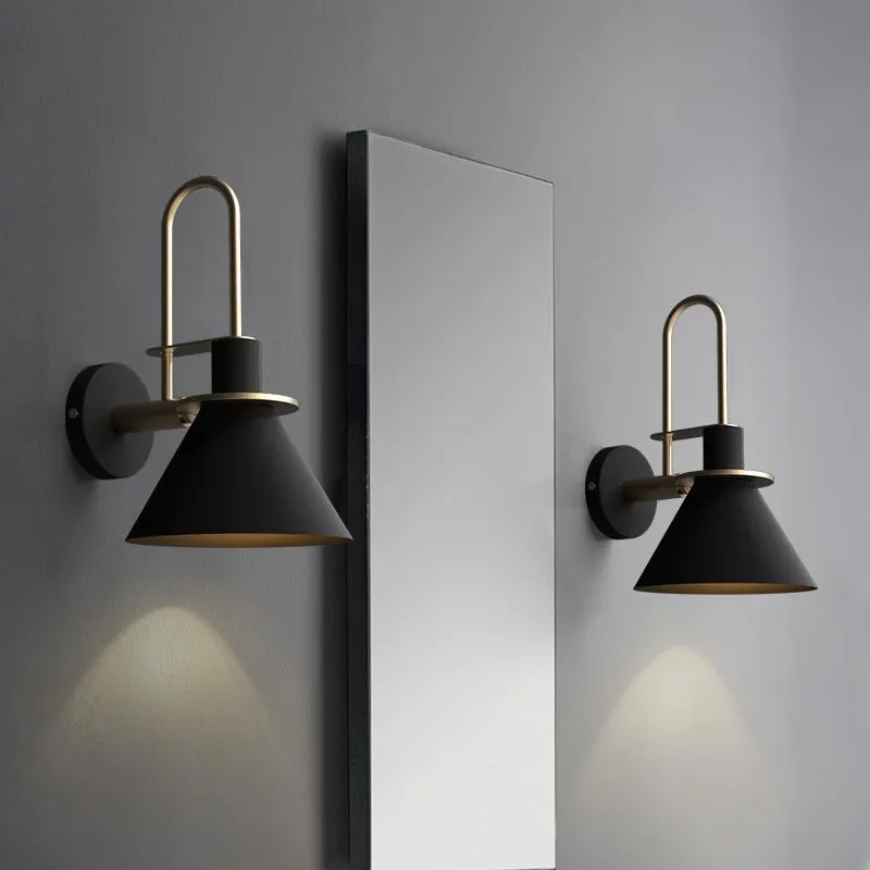 벽 램프 참신 아이언 램프 LED 조명기구 장식 침실 욕실 거실 Sconces Sconce Lights