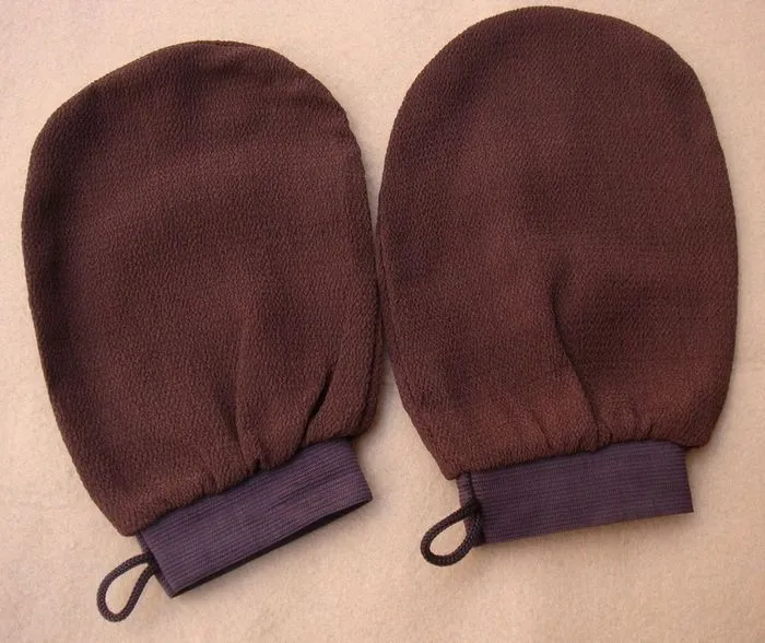 viscose exfoliating mitt