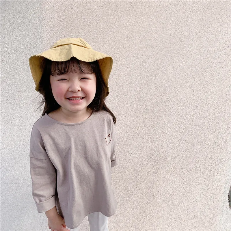 春のTシャツの子供たちの身に着けている女の子の韓国の印刷された子供たち服女の子トップス210515