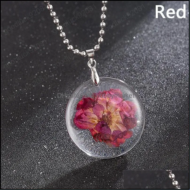 Natural Dried Flower Pendant Necklaces for Women Transparent Resin Real Dry Flower Round Necklaces Jewelry Gift