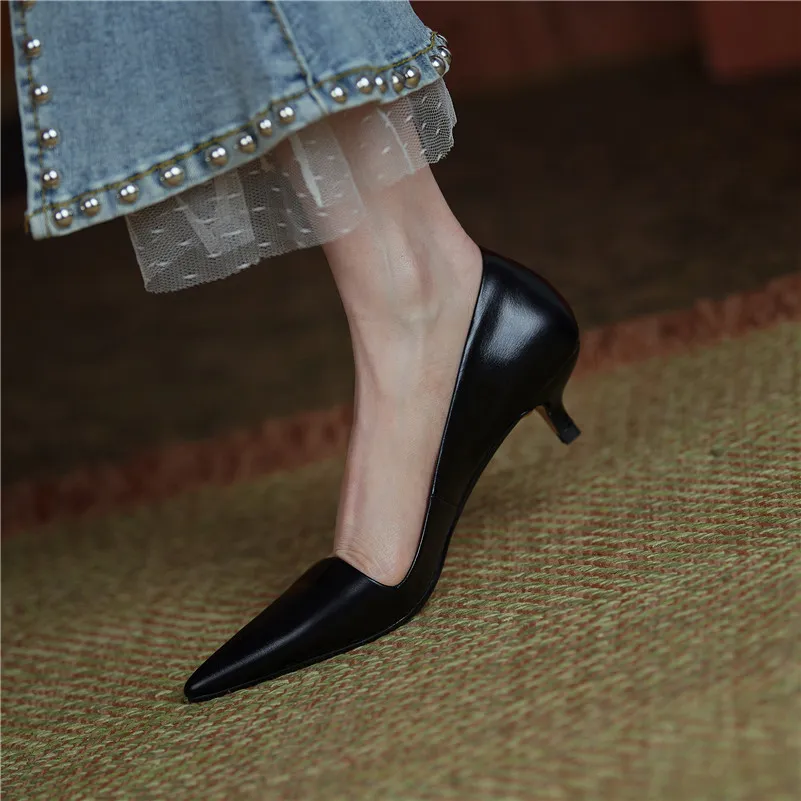MERRORI Women's Pointed Toe Patent Pumps - Spool Mid Heel 2.5 Inch, Slip-On Office Shoes - View #8