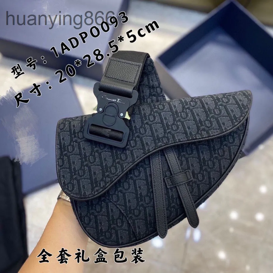賞金女王 稲見萌寧 高級ブランドdバッグメンズチェストバッグサドル刺繍トレンドクロス22新しいレジャーメッセンジャー 安い購入 短納期と品質 正規品 豊富なお得 Sankofa Church