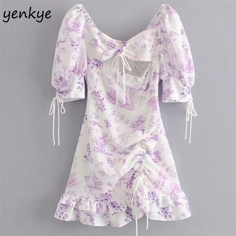 Femmes Violet Floral Print Sexy Robe dos nu Élégante Dame Drapée Cordon Moulante Mini Volants Robes d'été 210514