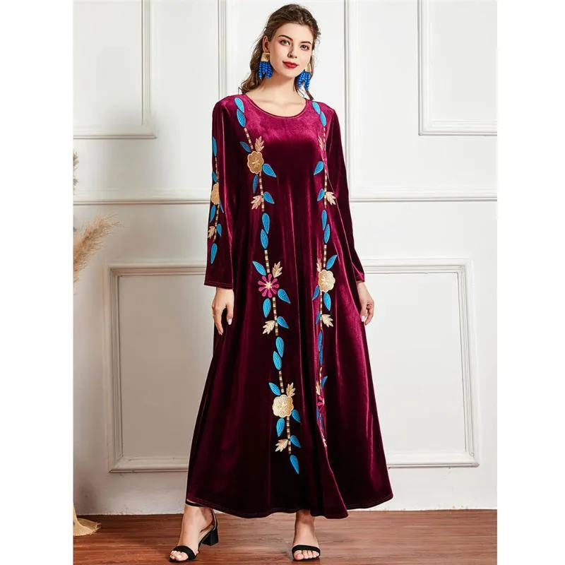 Ramadan Velvet Abaya Dubai Embroidery Muslim Long Dress Kaftan Islamic Robe Gown