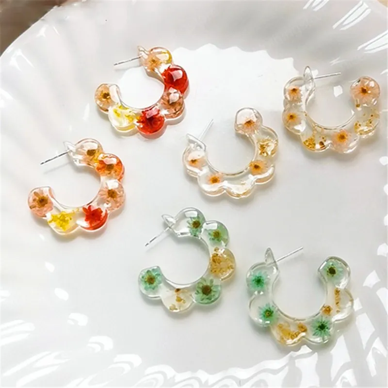Boucles d'oreilles en résine acrylique, fleur transparente colorée, cercle géométrique en métal, bijoux de fête pour femmes et filles