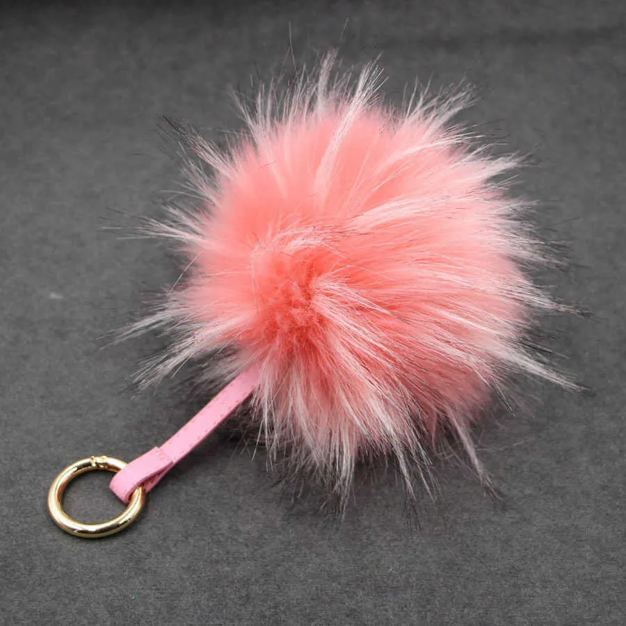 Lyx 15cm Fluffy Real Fox Fur Ball Pom Poms Fur Pompom Ball Högkvalitativ Keychain Key Chain Metal Ring Pendant för kvinnor G1019