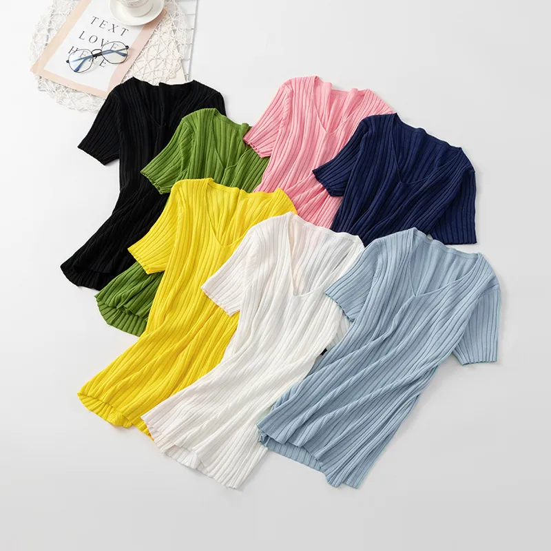 T-shirt a maniche corte T-shirt donna con scollo a V in maglia di seta del ghiaccio Top T-shirt tinta unita sottile T-shirt da donna vestiti coreani 210420