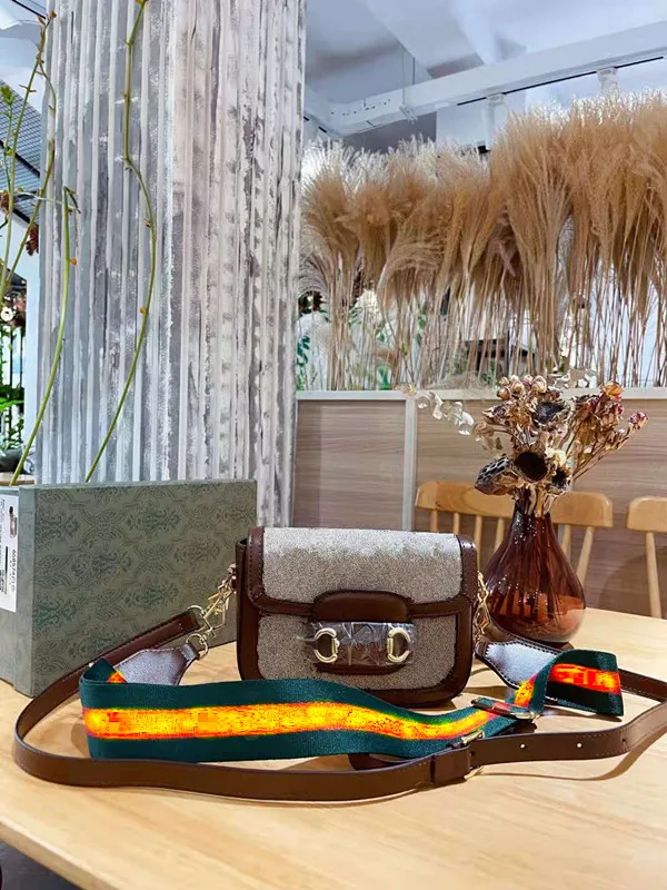 Quality messenger bags shop