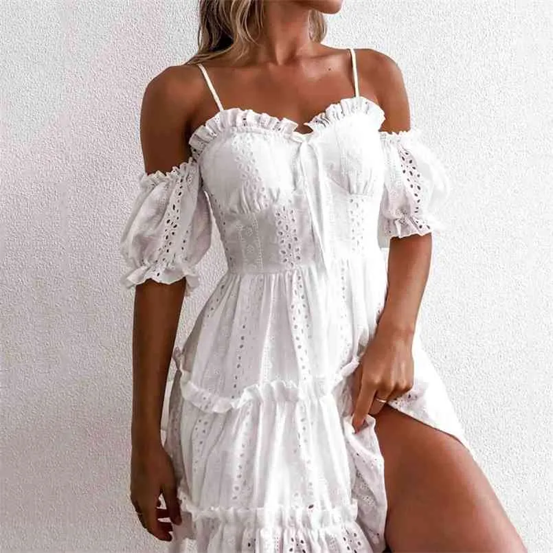 Robe blanche femmes été brodé creux enveloppé sangle épissage à manches courtes plissé dentelle mini vestidos de fiesta 210508