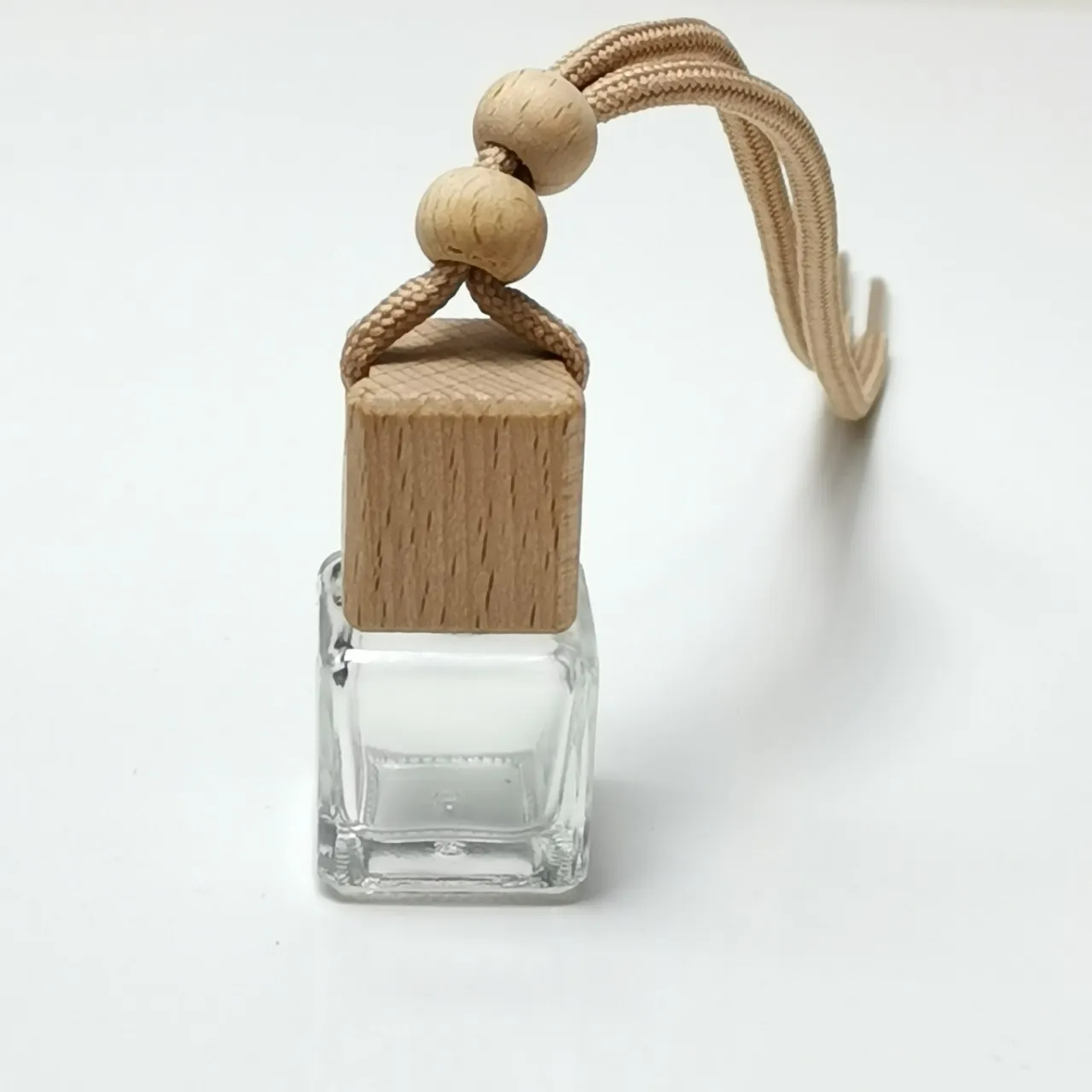 Car Ornaments  Oils Diffusers Fragrance Bottles Perfume Bottle Pendant Square Empty Glass Beech Wooden Lid Hanging Decoration TR0020