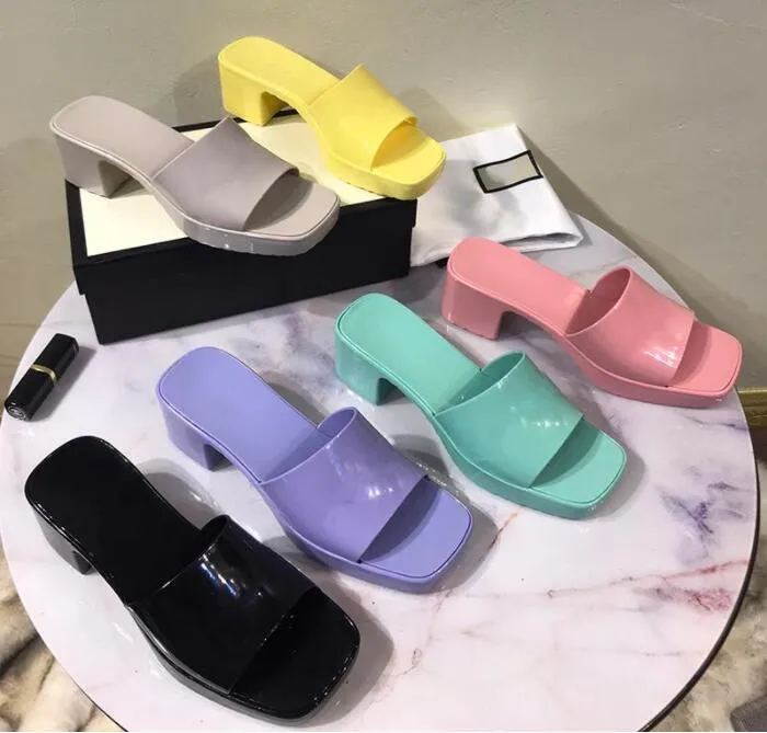 Nya Kvinnor Gummi Slide Sandal Plattform Sandaler Högklackat Slipper Chunky Bottom Sandaler Utomhus Beach Flip Flops Party Shoes Candy 10 Färger